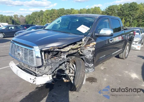 2012 Toyota Tundra Limited 5.7L V8 z USA, uszkodzony, nr VIN 5TFHW5F10CX249019